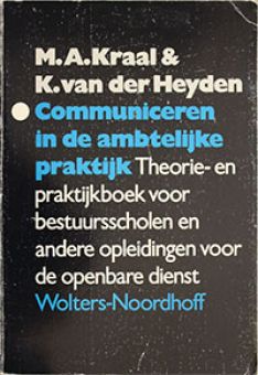 Cover van het boek Communiceren in de ambtelijke praktijk